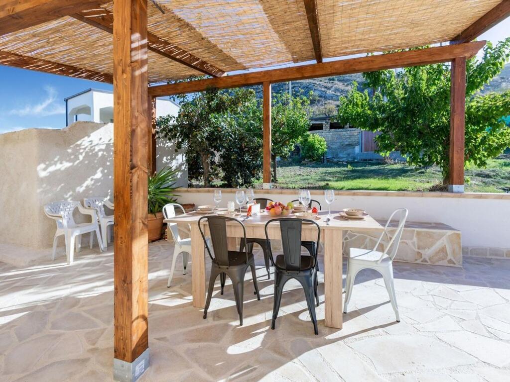 Belvilla By Oyo Appartamento Piano Terra Realmonte Exterior photo